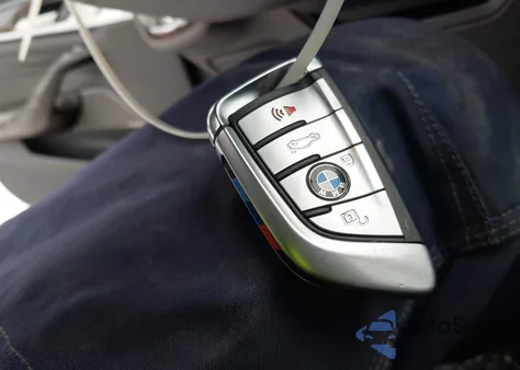 2020 BMW M550I xDrive z USA, uszkodzony, nr VIN WBAJS7C00LCE33789